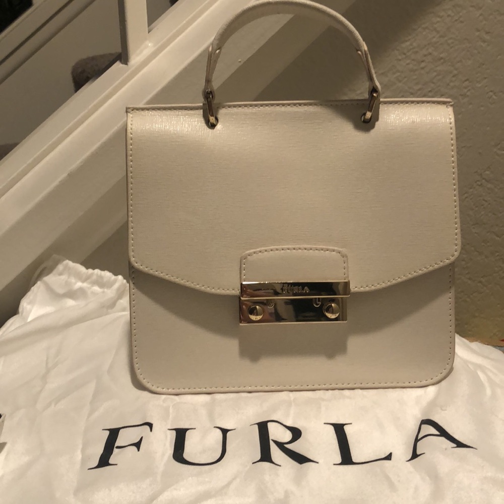 White Furla Handbag with Bag Strap - Picture 4 of 16